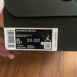 AIR JORDAN 1 MID (GS) Black/Pink Foam-Digital Pink